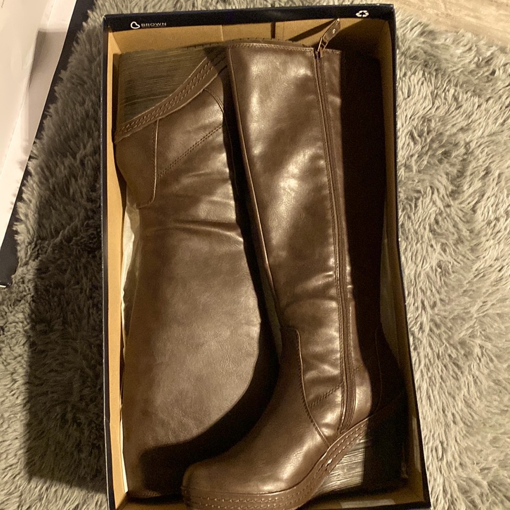 Bellamy wide calf wedge boot